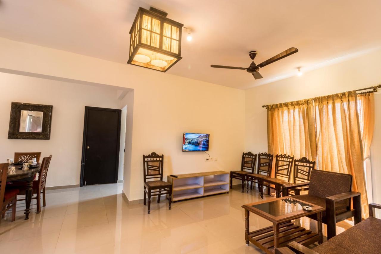 Ronnie'S Studio Apartment อาร์โปรา ภายนอก รูปภาพ