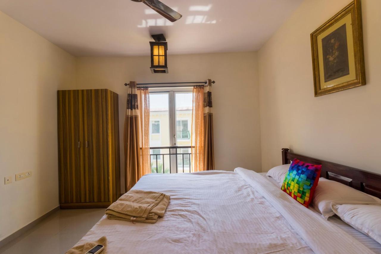 Ronnie'S Studio Apartment อาร์โปรา ภายนอก รูปภาพ