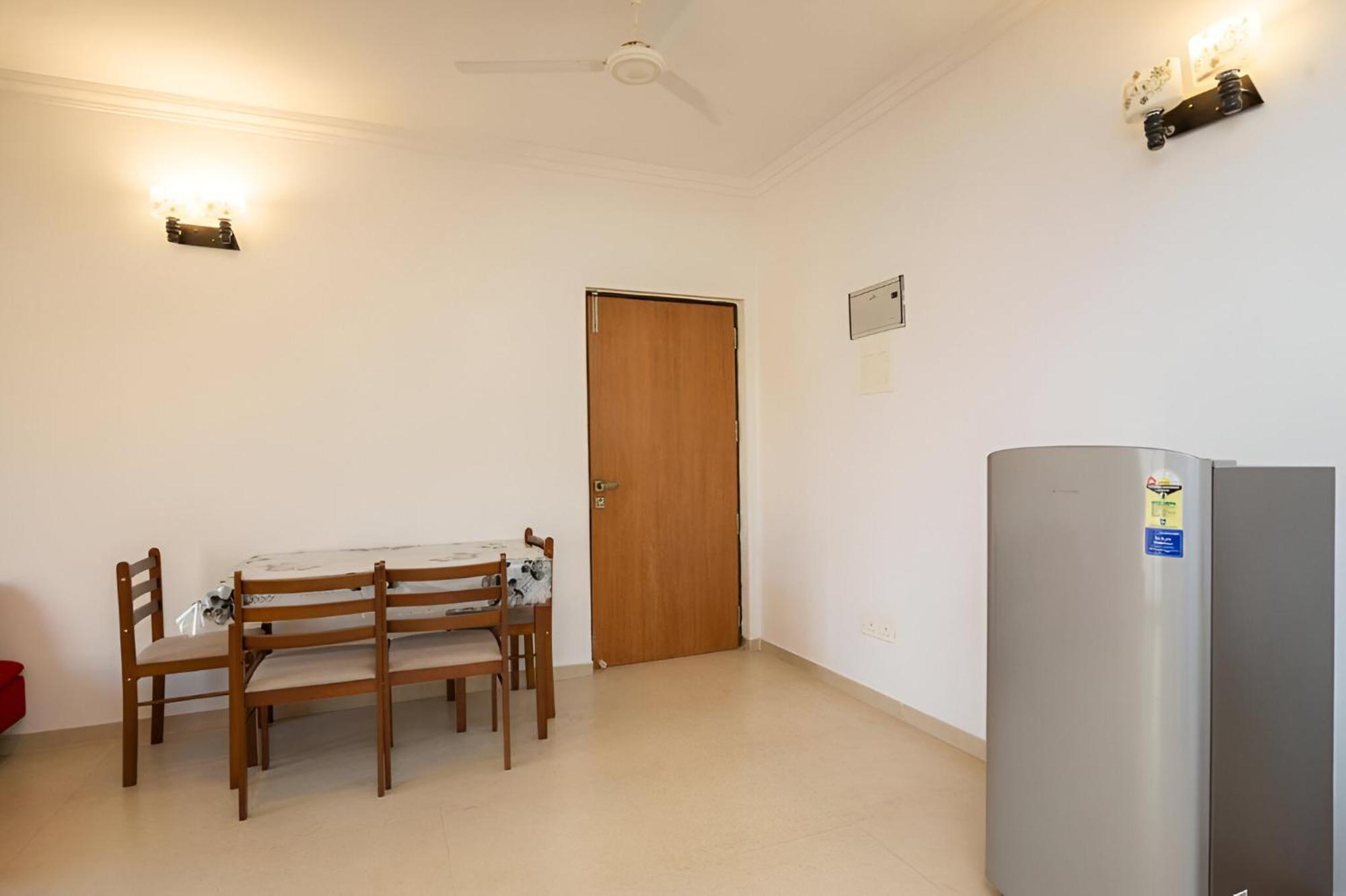 Ronnie'S Studio Apartment อาร์โปรา ภายนอก รูปภาพ