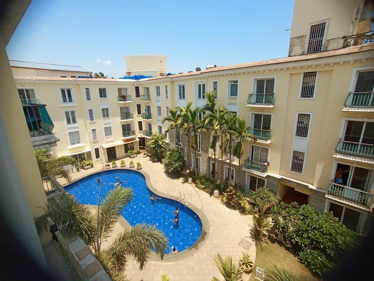 Ronnie'S Studio Apartment อาร์โปรา ภายนอก รูปภาพ